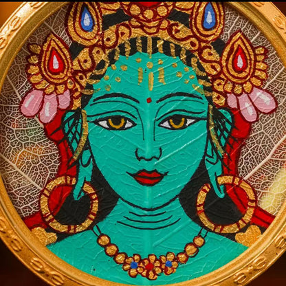 Tibetan Hand-Painted Green Tara Thangka Pendant Necklace — Round Bodhi Leaf Amulet